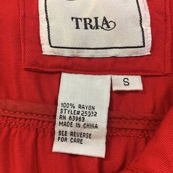 Cinch Waist Red Jacket - Picture 5 of 6